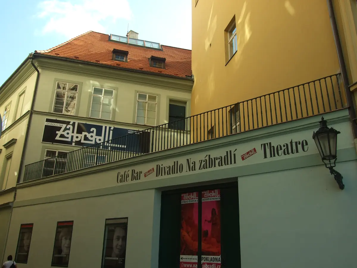 Divadlo Na Zábradlí
