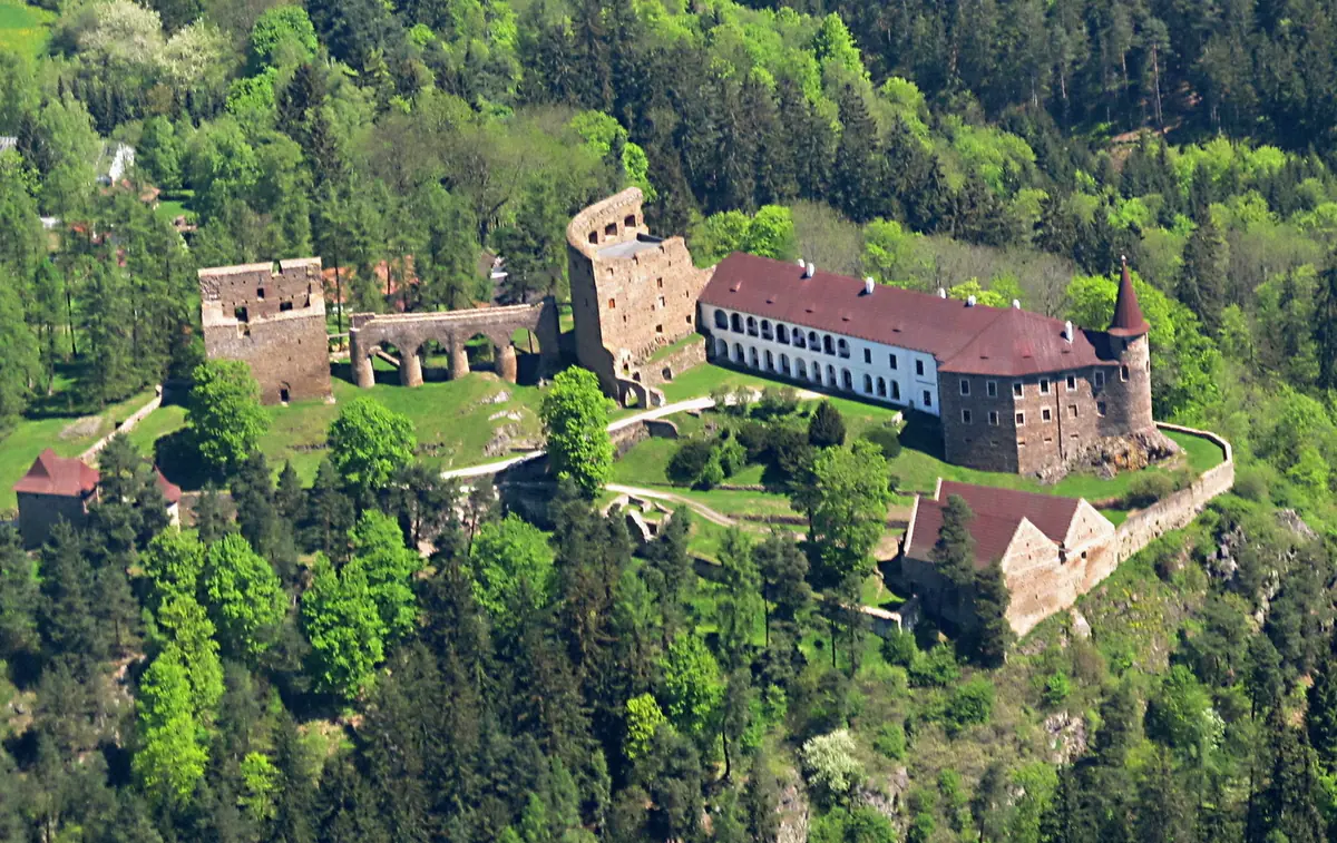 Hrad Velhartice