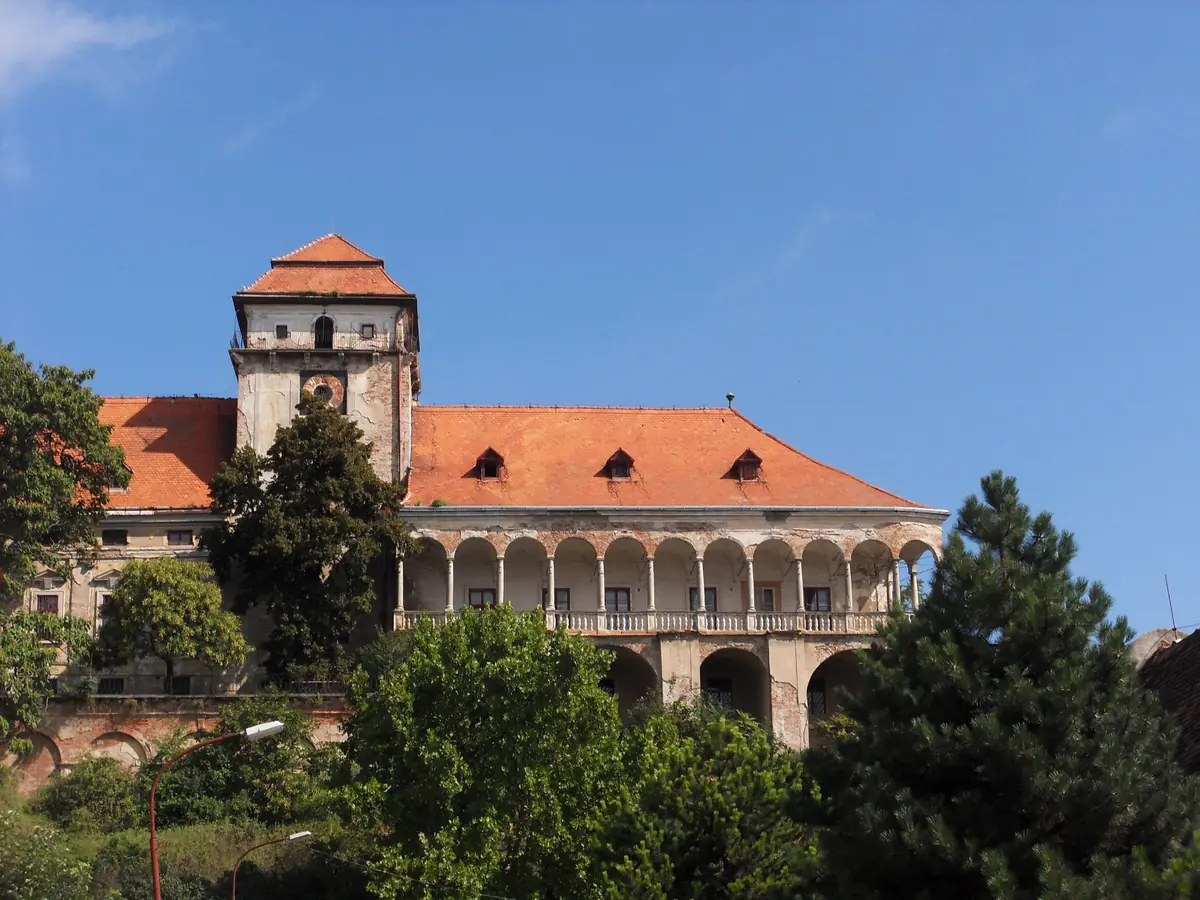 Zámek Jaroslavice