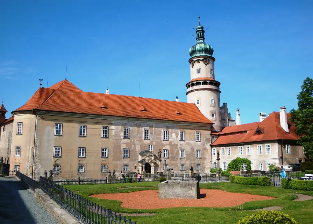 Zámek - Nové Město nad Metují