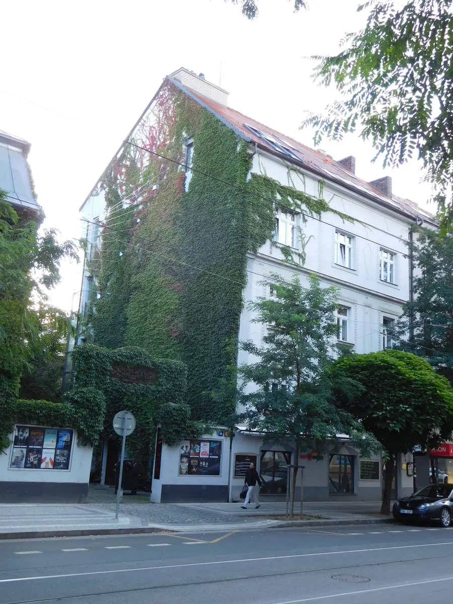 La Fabrika