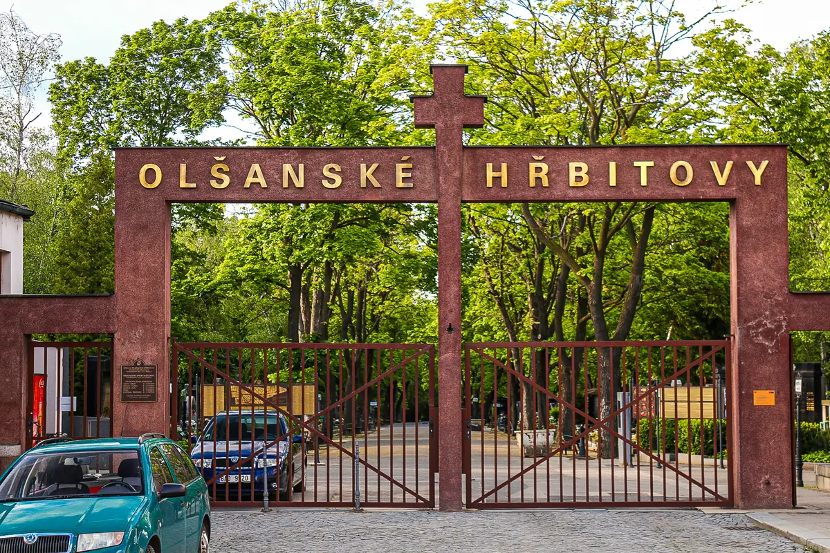 Olšanské hřbitovy