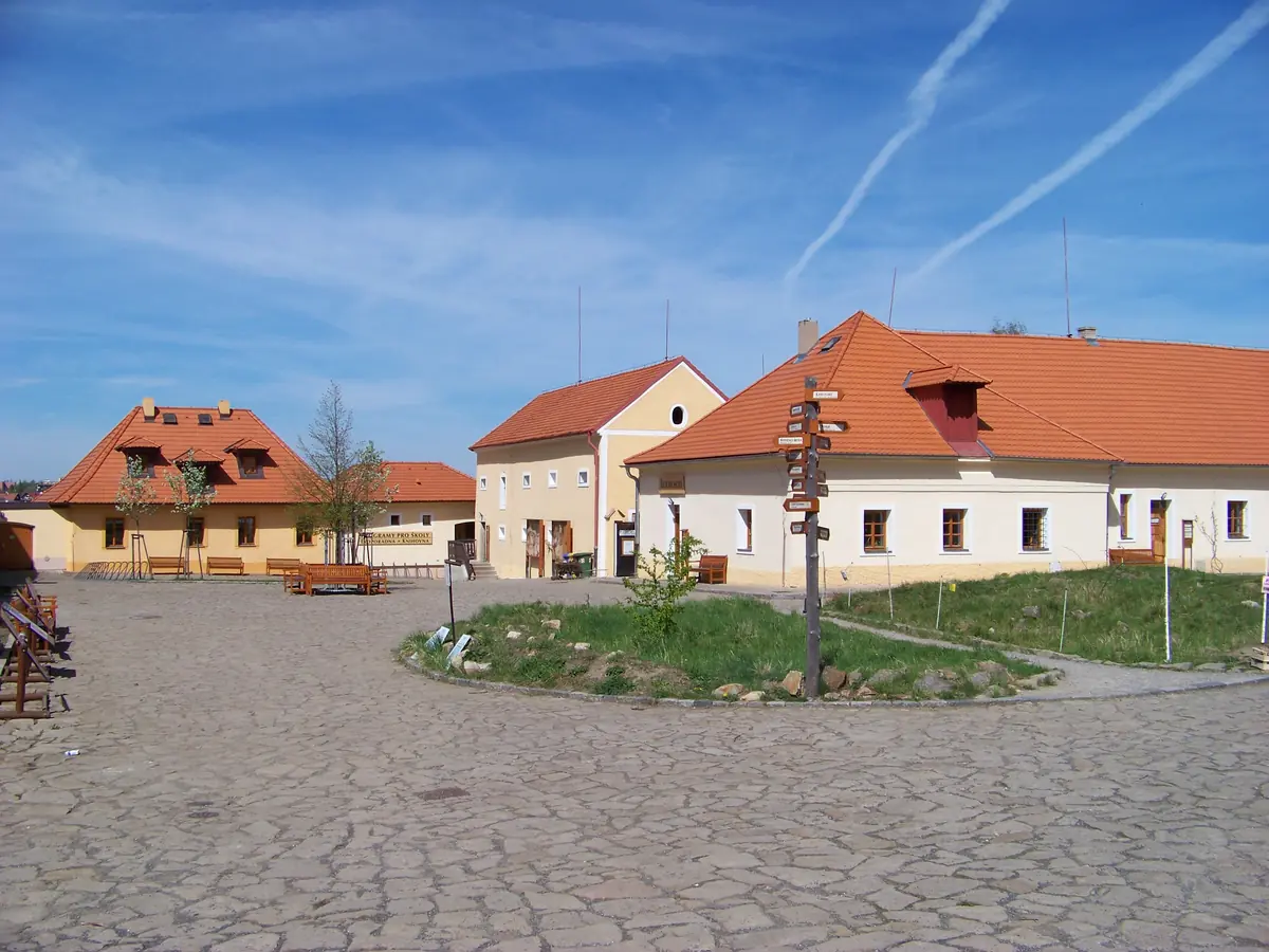 SEV Toulcův dvůr